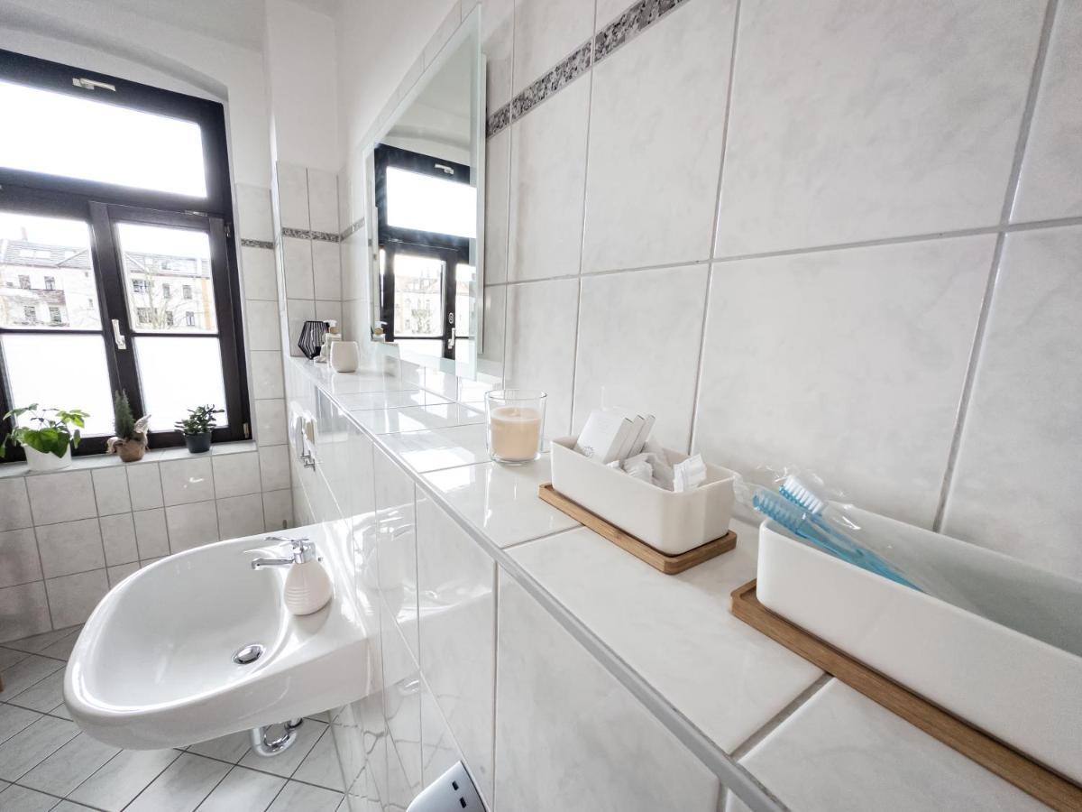 Moderne 3Zimmer Wohnung Mit Netflix Und Balkon Leipzig Bagian luar foto