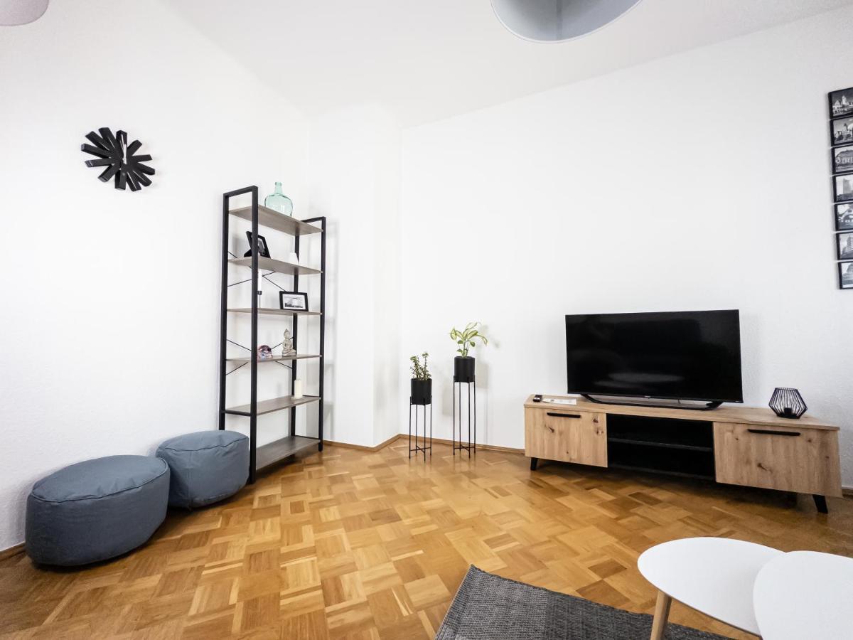 Moderne 3Zimmer Wohnung Mit Netflix Und Balkon Leipzig Bagian luar foto