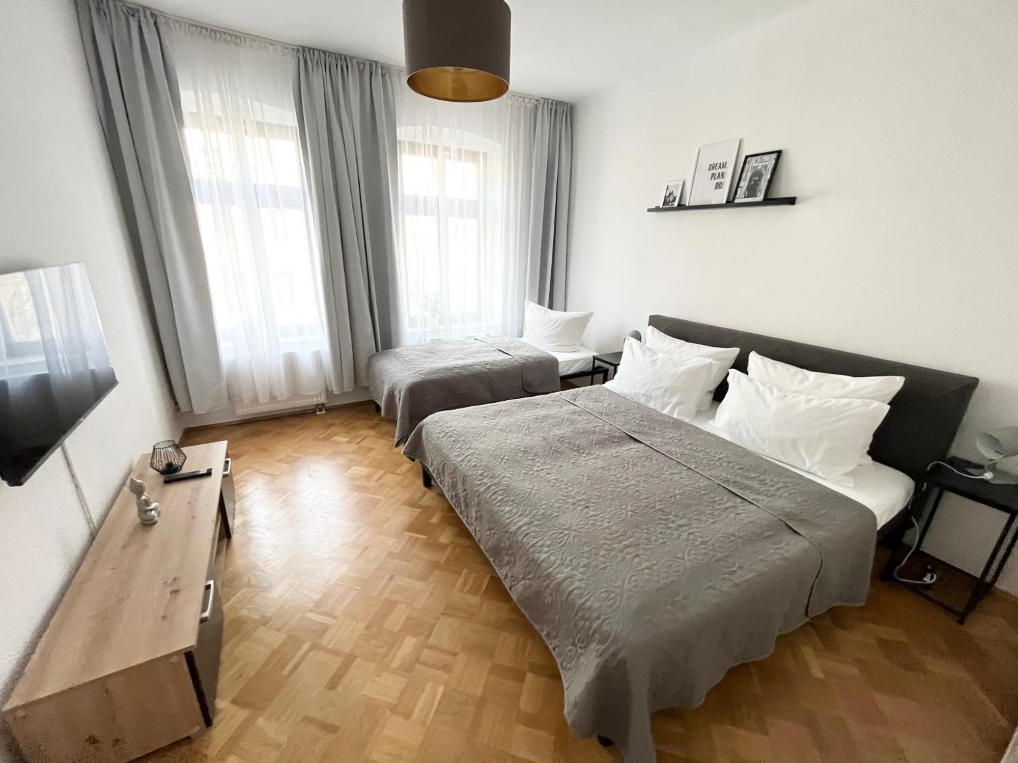 Moderne 3Zimmer Wohnung Mit Netflix Und Balkon Leipzig Bagian luar foto